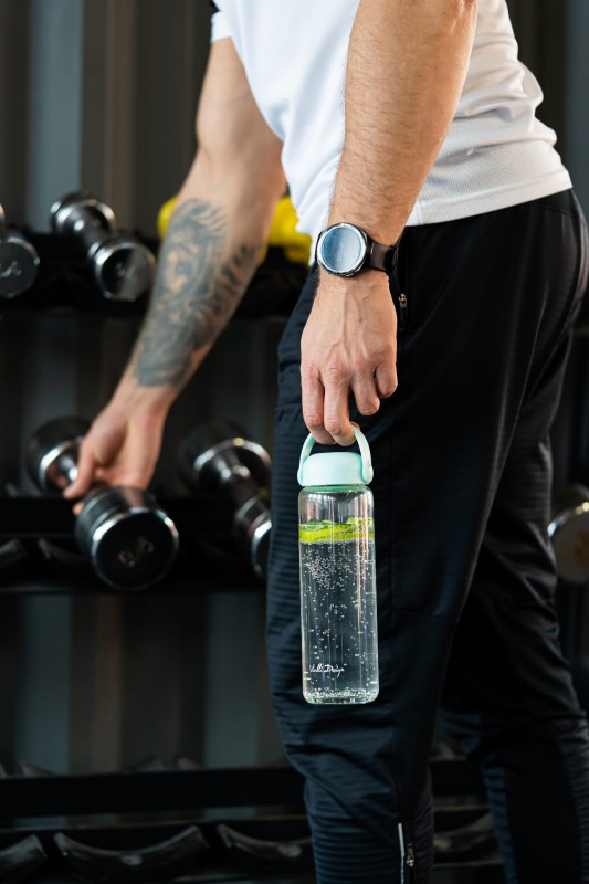 Szklana butelka na wodę Fuori 540 ml miętowa