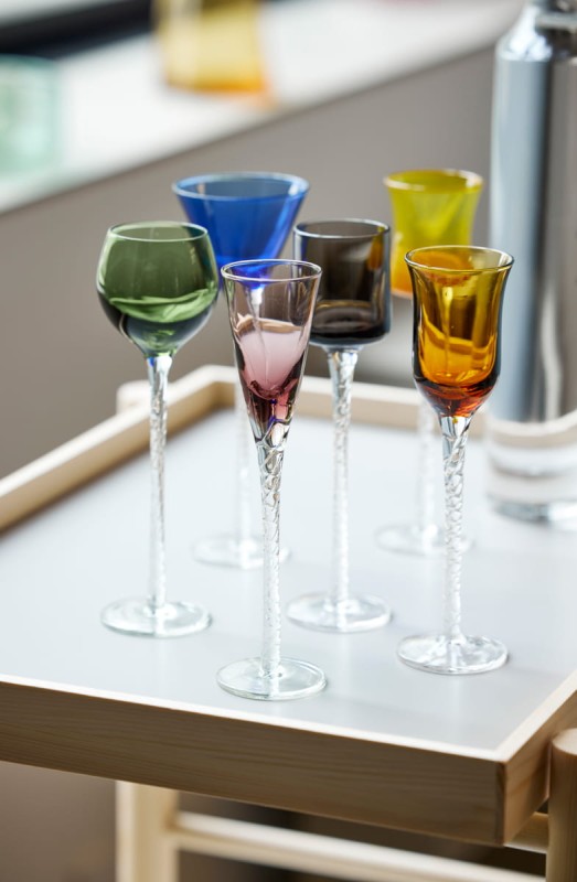 Kieliszki do wódki Aquavit London 6 sztuk mix kolorów