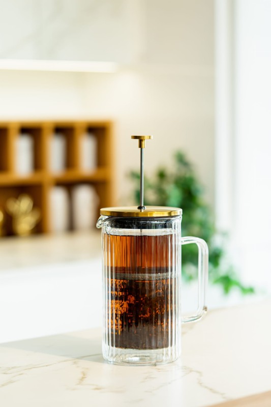 Zaparzacz do kawy i herbaty z podwójną ścianką 1000 ml Tulip złoty mat