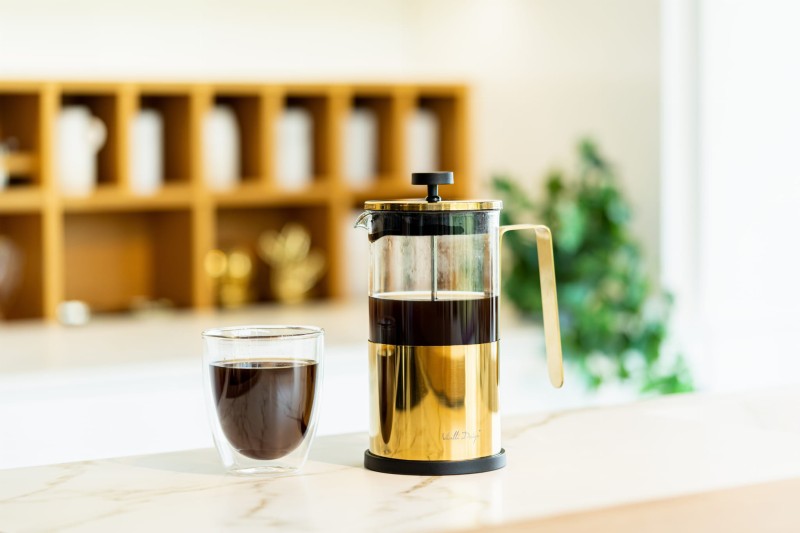Zaparzacz do kawy i herbaty 1000 ml Diamante złoty