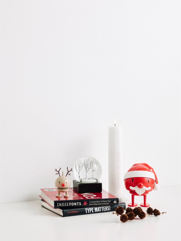 Figurka Hoptimist Santa Claus S czerwony