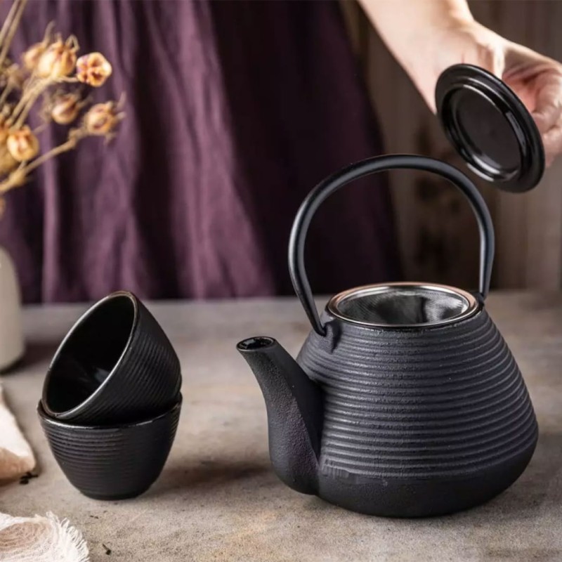 Dzbanek zaparzacz żeliwny 1L z filtrem i filiżankami KINGHOFF