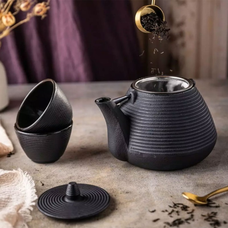 Dzbanek zaparzacz żeliwny 1L z filtrem i filiżankami KINGHOFF