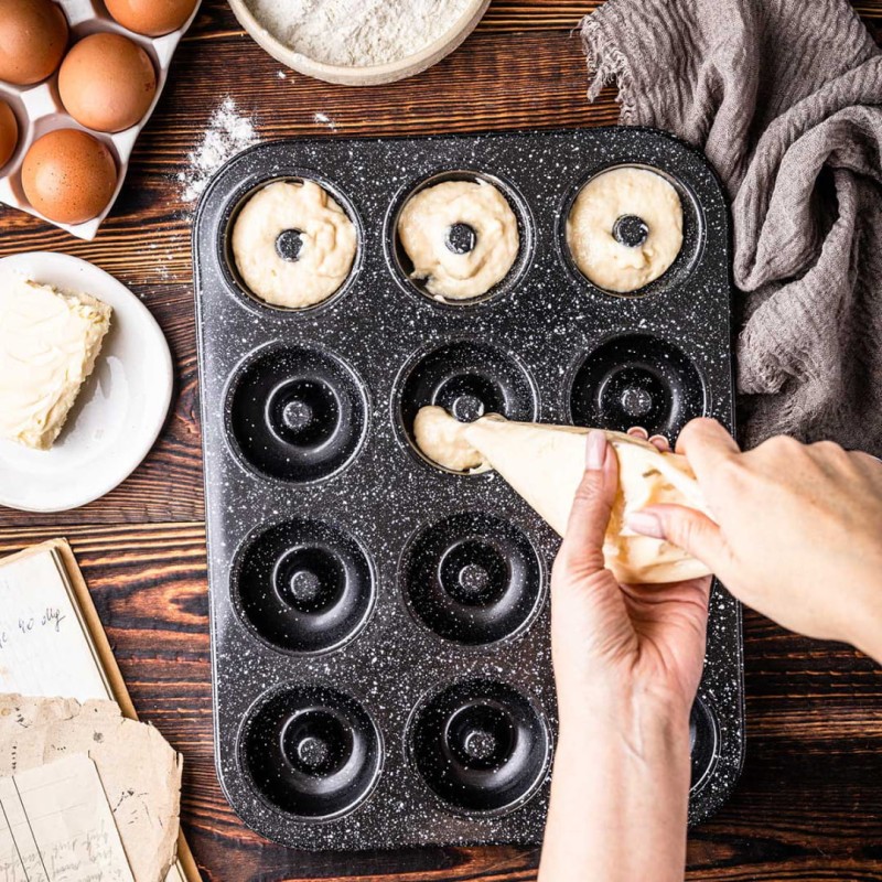 Forma blacha do pieczenia  pączków donut 12 gniazd KLAUSBERG