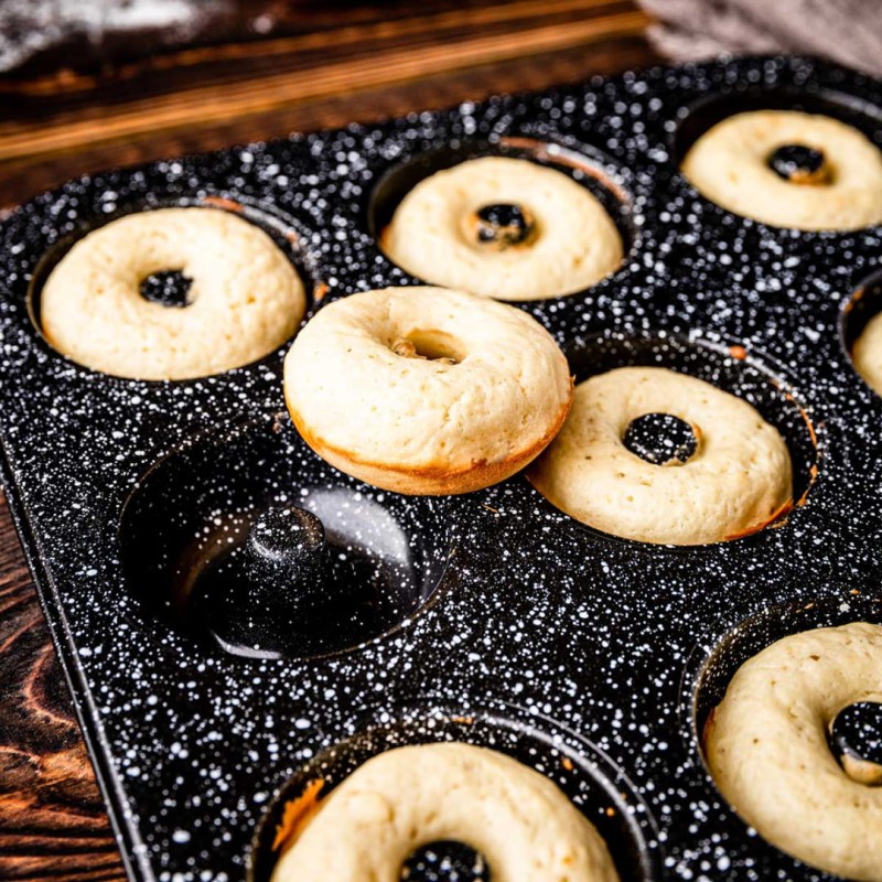 Forma blacha do pieczenia  pączków donut 6 gniazd KLAUSBERG