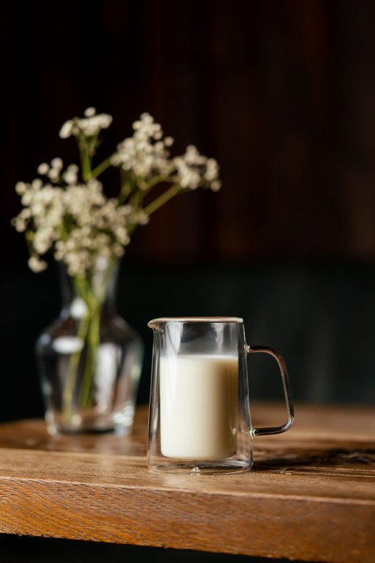 Mlecznik z podwójną ścianką 200 ml Diva