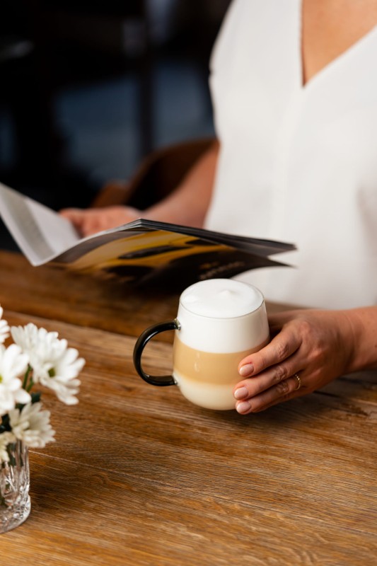 Komplet 2 szklanek z szarym uchem 400 ml Bolla