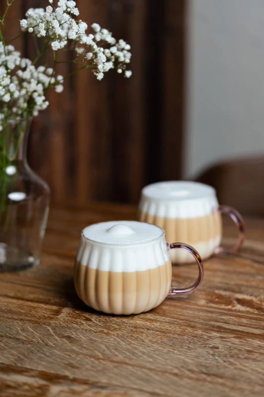 Komplet 2 szklanek z różowym uchem 350 ml Tulip