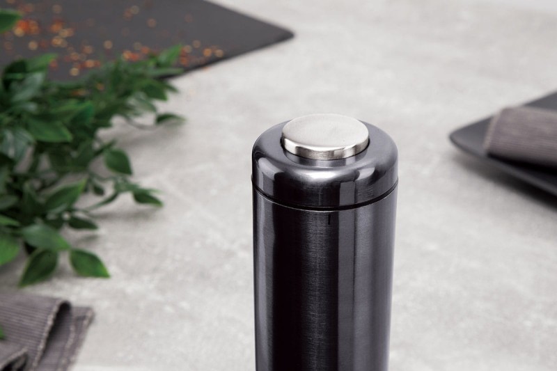 Młynek elektryczny do pieprzu soli BERLINGER HAUS Carbon Pro