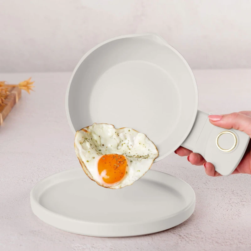 Mini patelnia z powłoką tytanową 16cm BERLINGER HAUS SAHARA kremowa