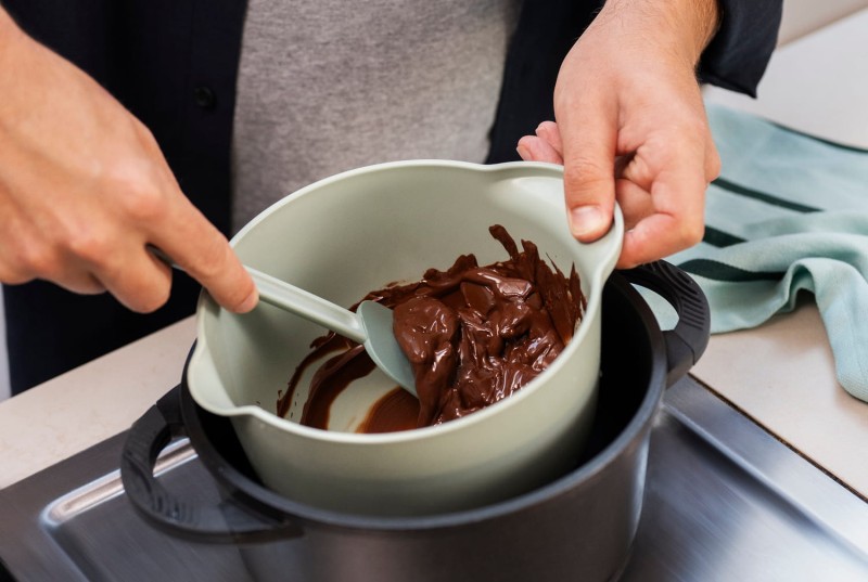 Miska do miksowania z pokrywą odporną na rozchlapywanie Chef It 3000 ml Coral