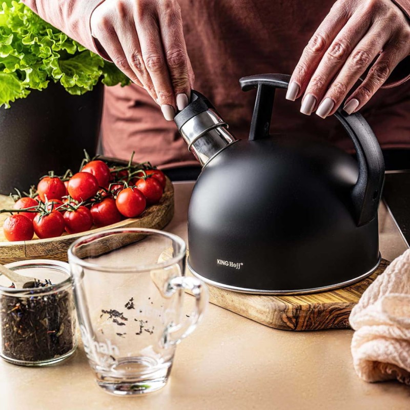 Czajnik z gwizdkiem 1,5L KINGHOFF czarny mat