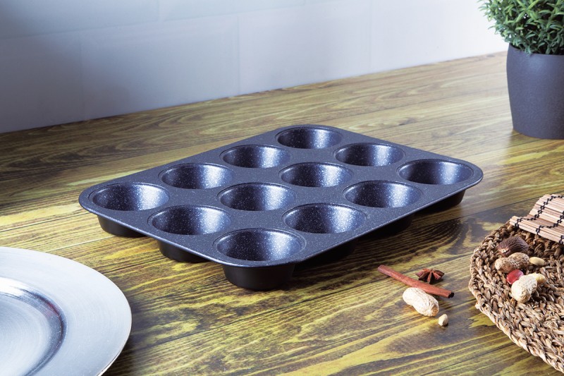Forma blacha do pieczenia 12 muffinek BERLINGER HAUS