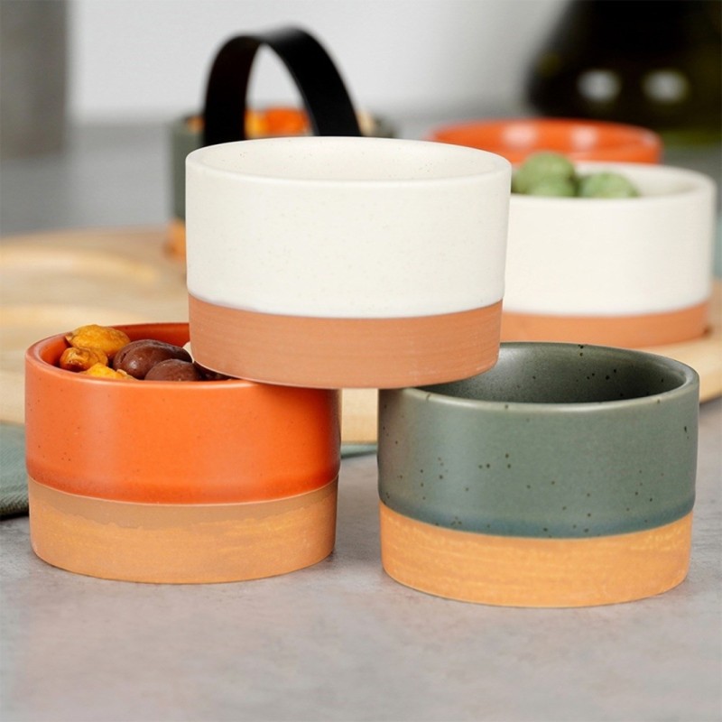 Zestaw 6 miseczek na drewnianej tacy do serwowania sosów przekąsek