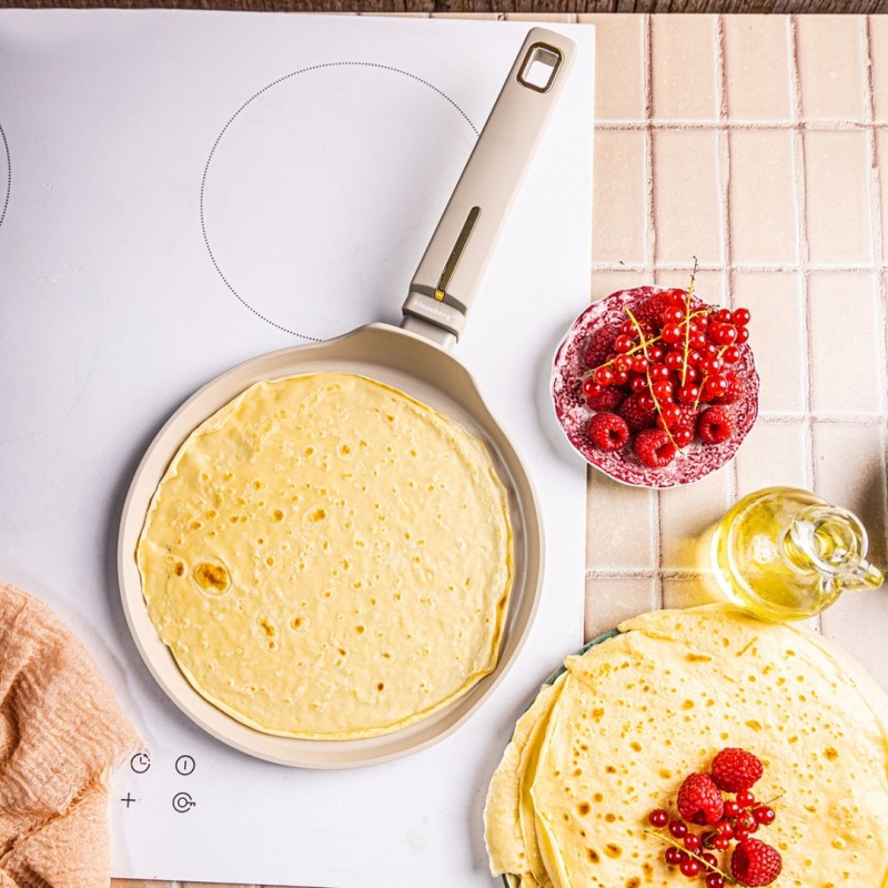 Patelnia z powłoką marmurkową do naleśników KLAUSBERG 24cm