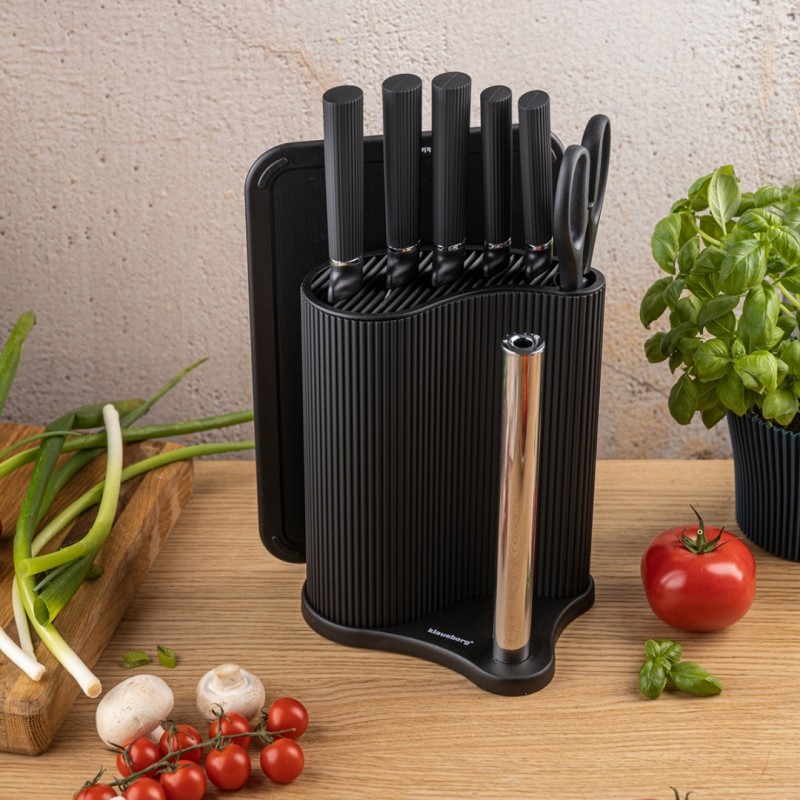 Zestaw 5 noży w stojaku z deską i uchwytem na ręcznik KLAUSBERG