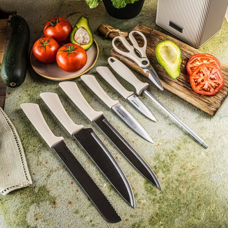 Zestaw noży i przyborów kuchennych w bloku akacjowym KLAUSBERG beżowy