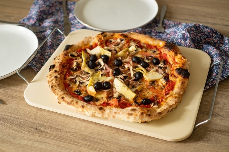 Kamień szamot do pieczenia i serwowania pizzy 38x30cm